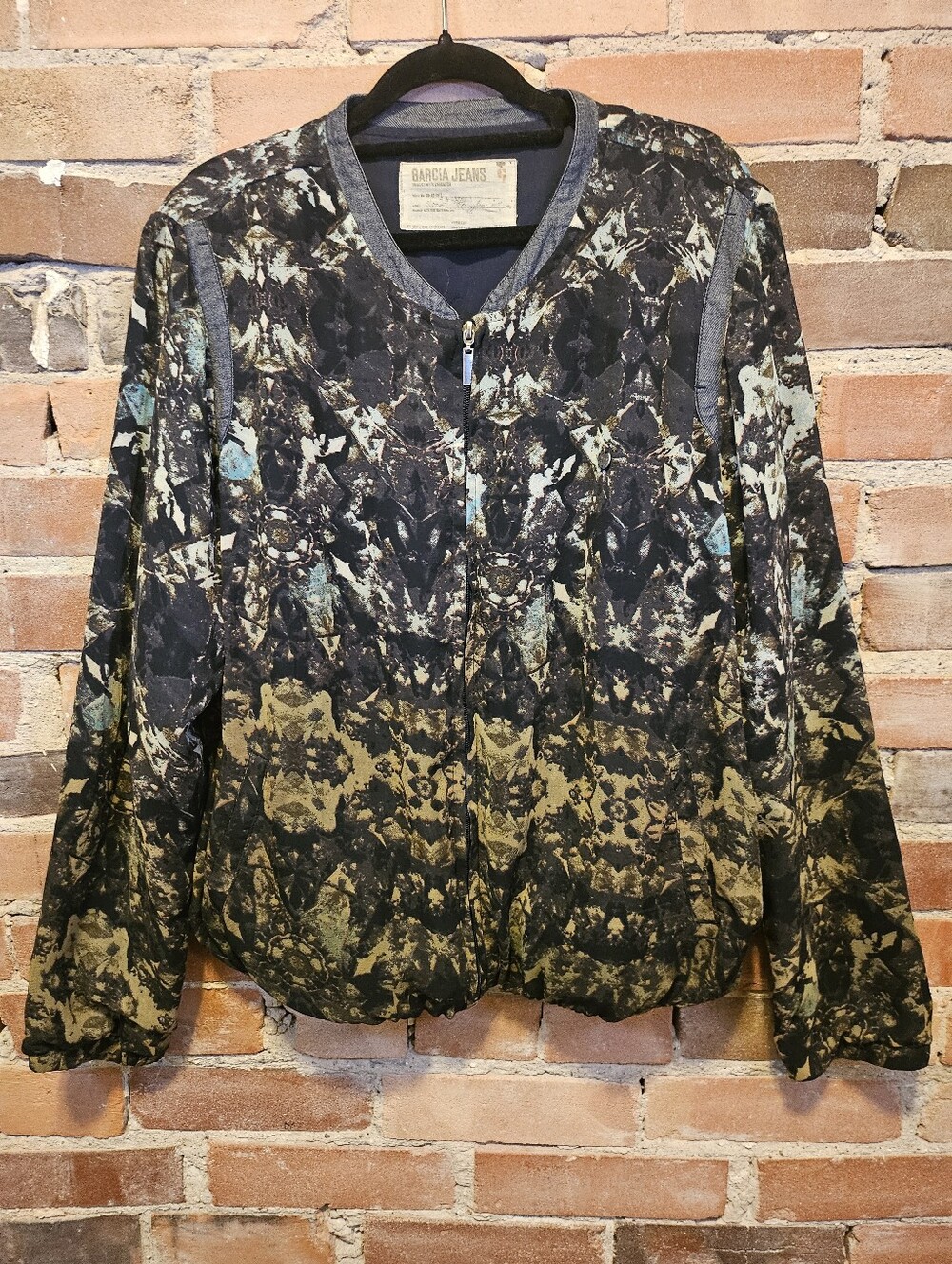 Garcia Jeans Bomber Jacket / Shirt— Olive Green Ombre Print - XL